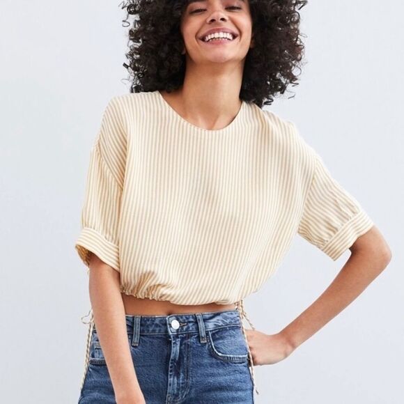 Zara yellow and white striped short sleeve crop top - Picture 1 of 15